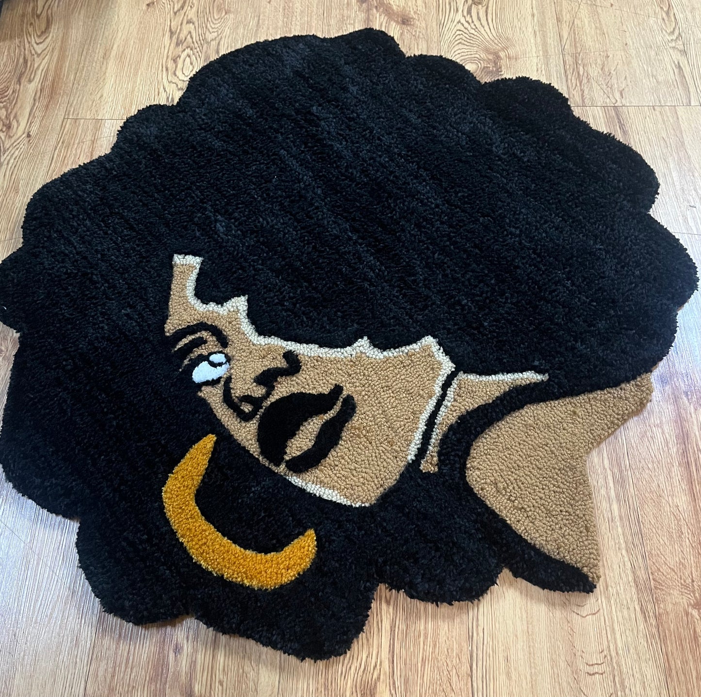 AFRO-Woman